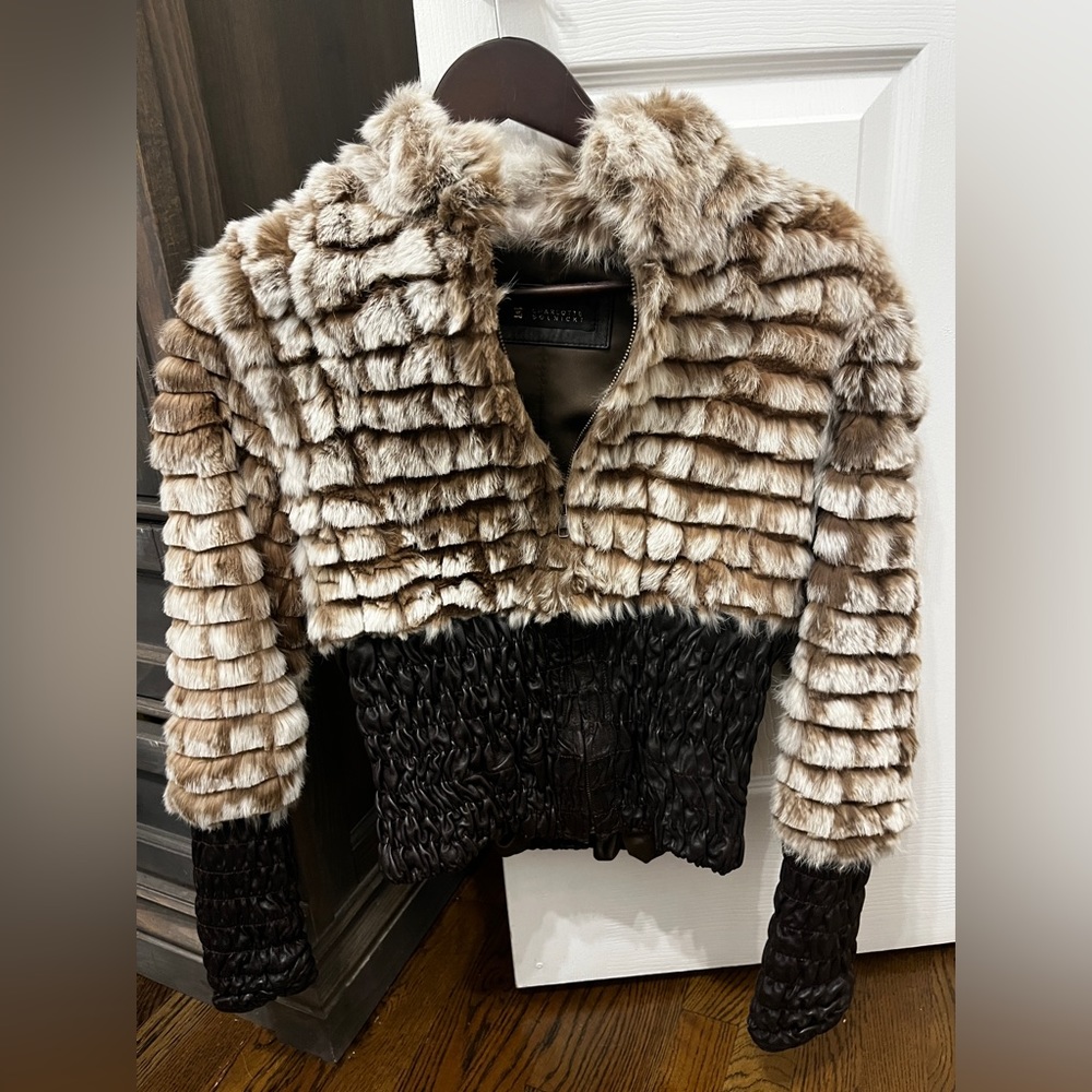 Women’s Rabbit and leather bomber jacket from Italy size smalll